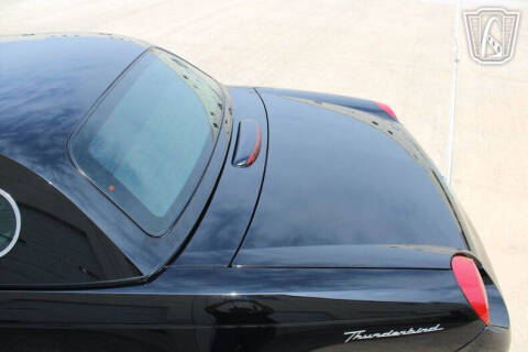 2004 Ford Thunderbird Deluxe