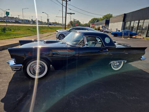 1957 Ford Thunderbird