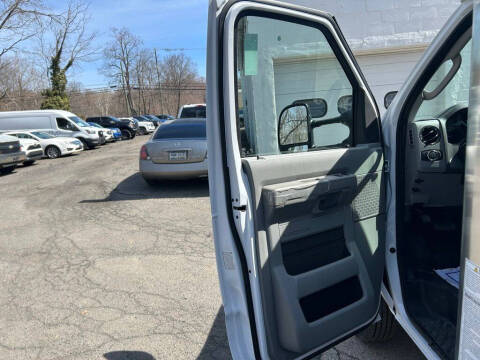 2027 Ford E-Series