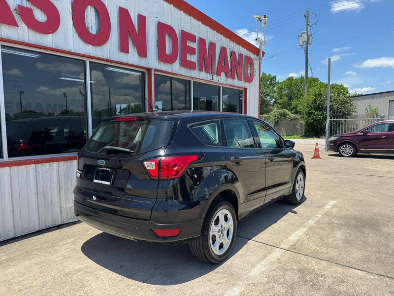 2019 Ford Escape S