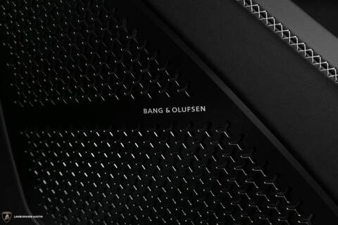 2025 Lamborghini Urus SE