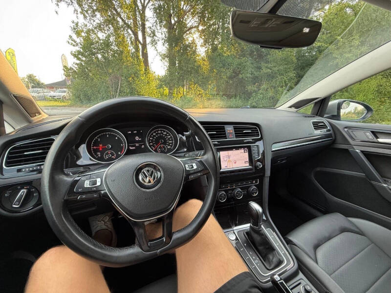 2015 Volkswagen Golf SportWagen TDI SEL