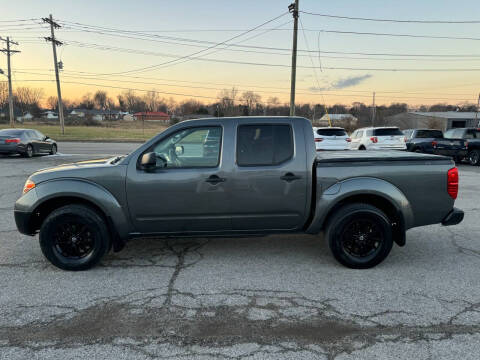 2021 Nissan Frontier for sale at M&R Auto Sales Inc in Bowling Green KY