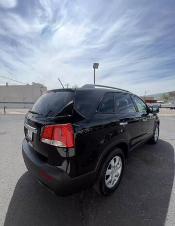 2011 Kia Sorento LX