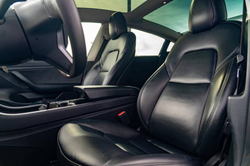 2020 Tesla Model 3 Long Range