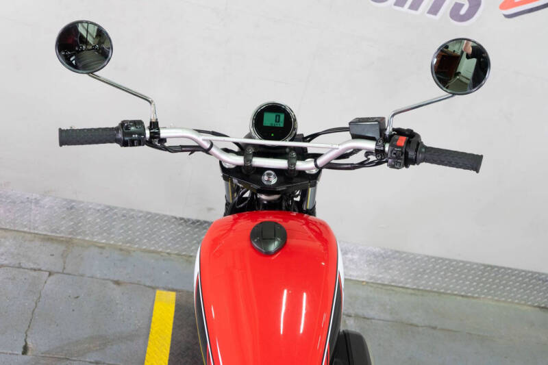 2017 Yamaha SCR950