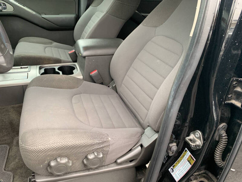 2012 Nissan Pathfinder Silver Edition