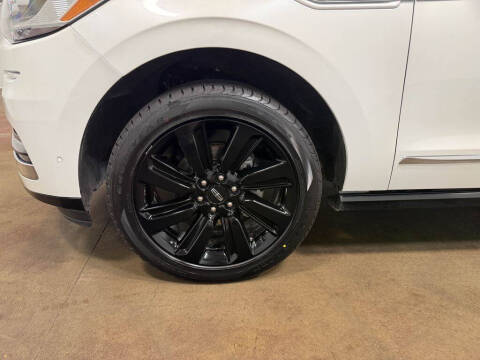 2024 Lincoln Navigator Black Label