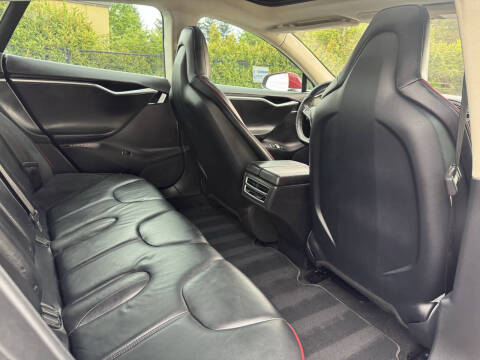 2013 Tesla Model S Performance