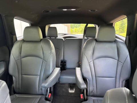 2022 Buick Enclave Essence