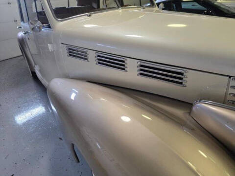 1938 Cadillac DeVille