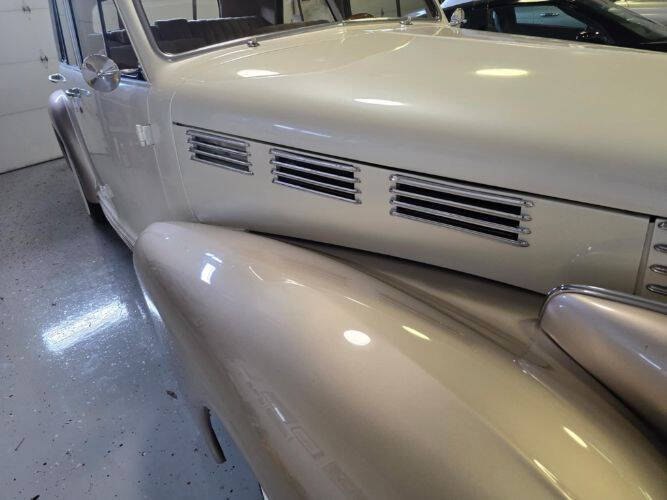 1938 Cadillac DeVille