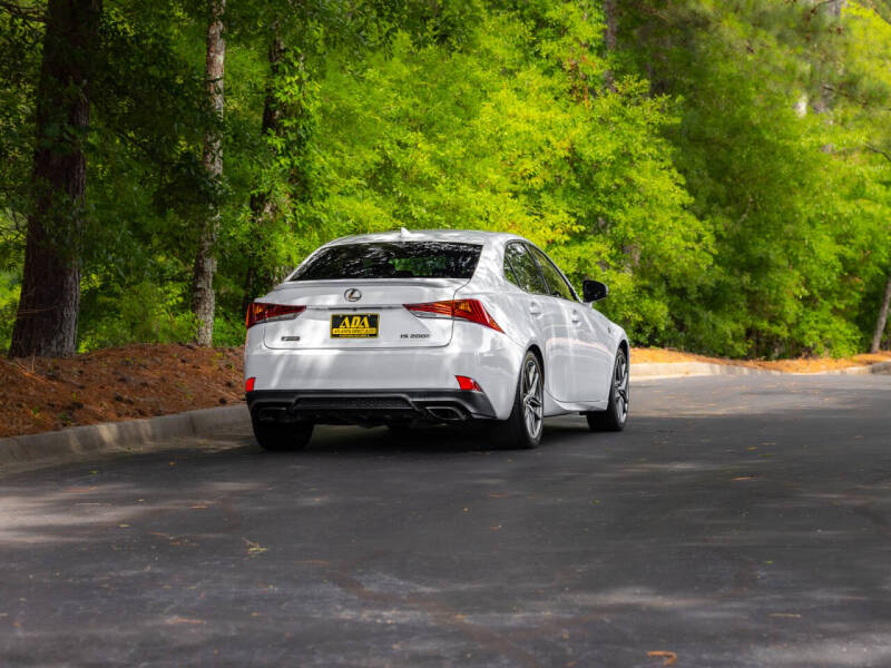 2017 Lexus IS 200t