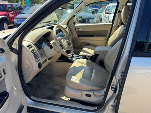 2011 Ford Escape Limited