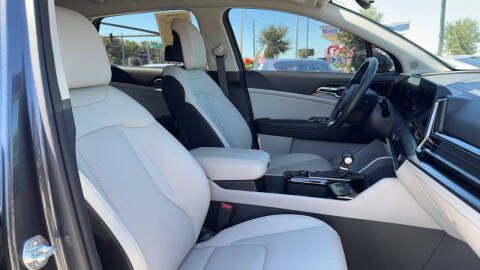 2025 Kia Sportage EX