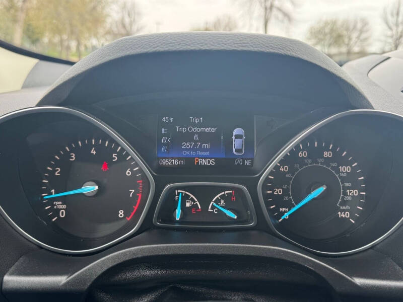 2017 Ford Escape SE
