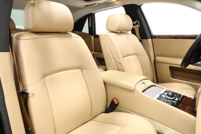 2010 Rolls-Royce Ghost