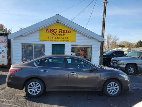 2015 Nissan Altima for sale at ABC AUTO CLINIC in Chubbuck ID