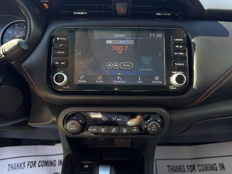 2023 Nissan Kicks SR