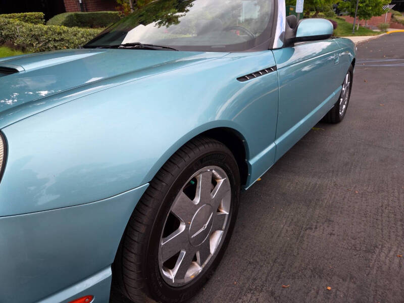 2002 Ford Thunderbird Deluxe