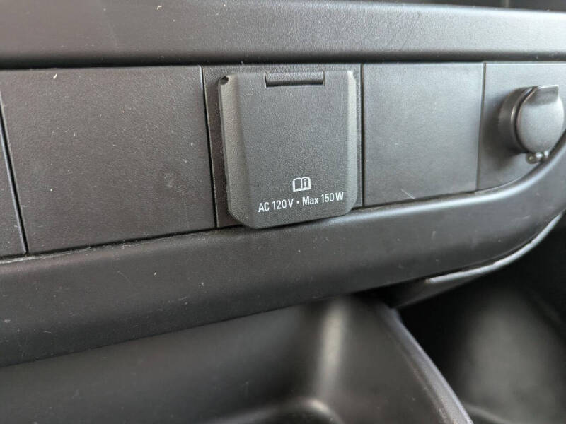 2024 Chevrolet Express 2500