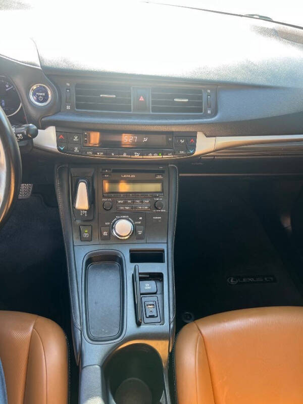 2014 Lexus CT 200h