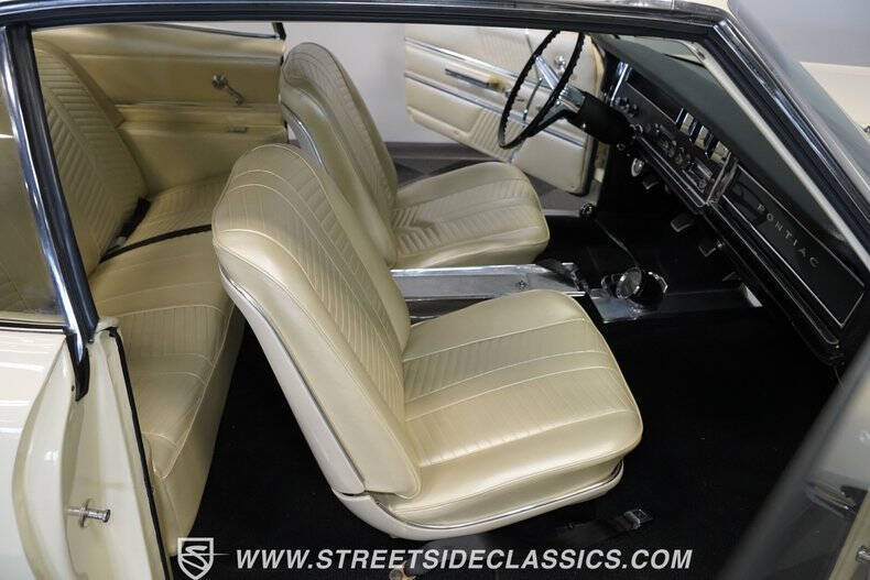 1966 Pontiac 2+2
