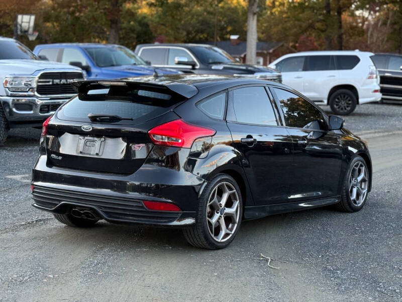 2018 Ford Focus ST