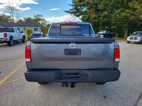2013 Nissan Titan SV