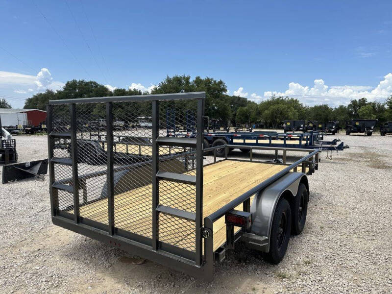 2026 Triple R - 83" x 16'  - 4' Gate