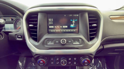 2017 GMC Acadia SLE-2