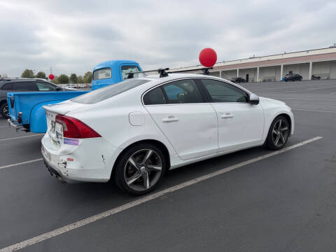 2012 Volvo S60 T6 R-Design
