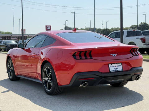 2025 Ford Mustang EcoBoost