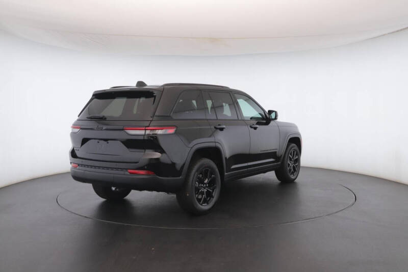 2025 Jeep Grand Cherokee Altitude X