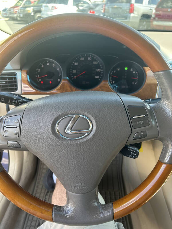 2005 Lexus ES 330