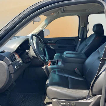 2013 Chevrolet Avalanche LTZ Black Diamond