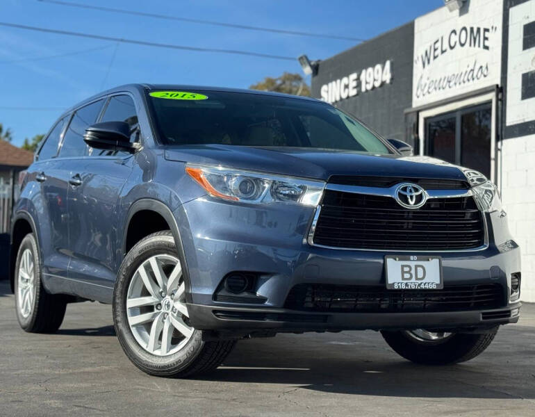 2015 Toyota Highlander for sale at BIG DISCOUNT AUTO SALES in Sun Valley CA