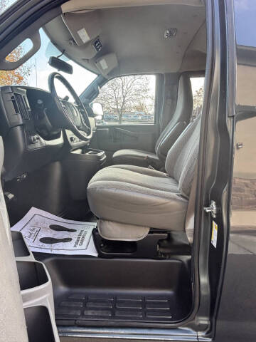 2017 Chevrolet Express LS 2500