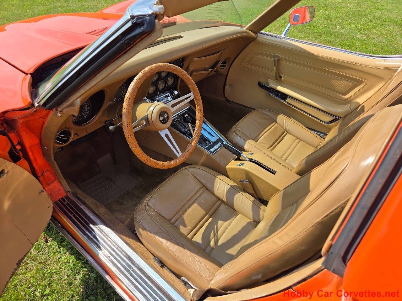 1975 Chevrolet Corvette 10