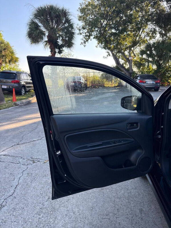 2022 Mitsubishi Mirage G4