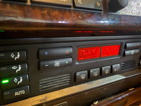 2000 BMW 7 Series 740iL