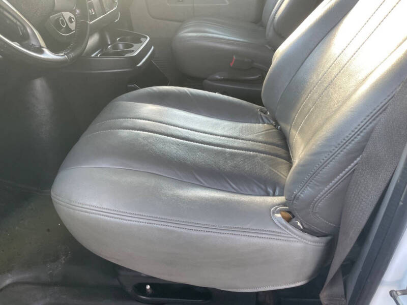 2016 Chevrolet Express LS 3500