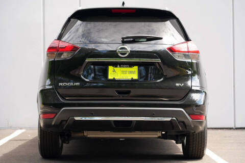 2020 Nissan Rogue SV