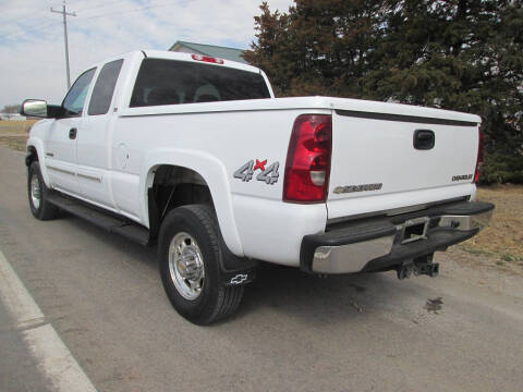 2003 Chevrolet Silverado 2500HD LS