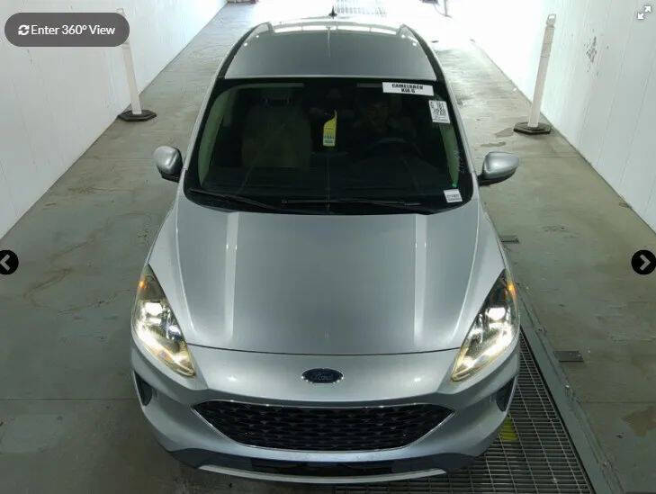 2020 Ford Escape SE