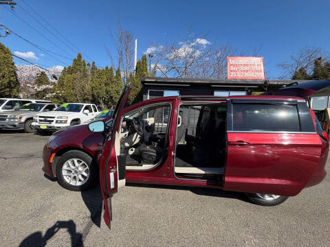 2018 Chrysler Pacifica LX