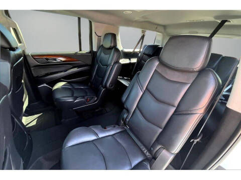 2019 Cadillac Escalade ESV Premium Luxury