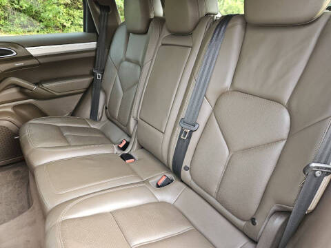 2011 Porsche Cayenne Tiptronic
