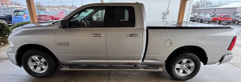 2017 RAM 1500 SLT