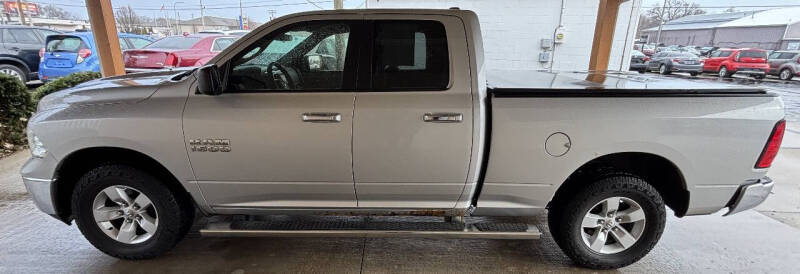 2017 RAM 1500 SLT